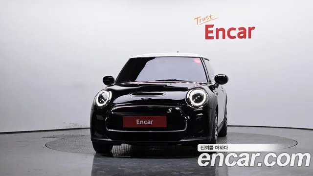 Mini Cooper Electric 2022 Черный из Кореи, фото 4