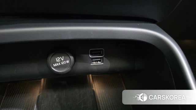 Volvo XC40 2018 Серый из Кореи, фото 4