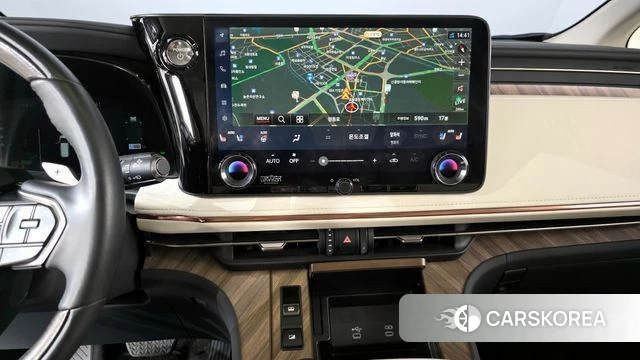 Lexus LM Second Generation 2025 Черный из Кореи, фото 4