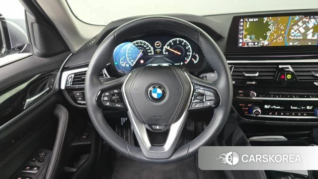 BMW 5 Series (G30) 2019 Серый из Кореи, фото 4