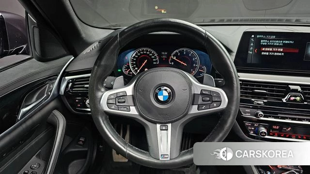 BMW 5 Series (G30) 2018 Серый из Кореи, фото 4