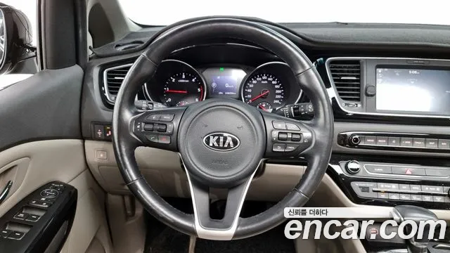 Kia All New Carnival id 2687778 из Кореи 4