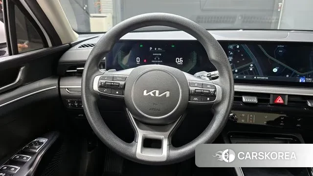 Kia The New K5 3rd generation 2024 Белый из Кореи, фото 4