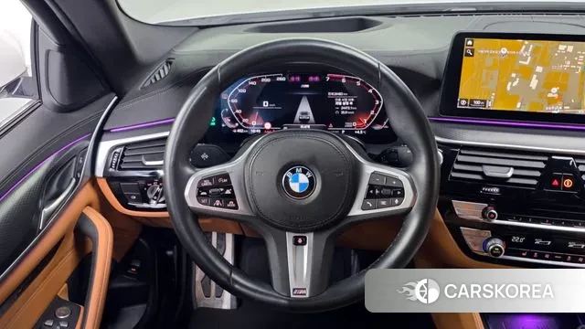 BMW 5 Series (G30) 2023 Белый из Кореи, фото 4