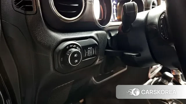 Jeep Wrangler (JL) 2022 Черный из Кореи, фото 4