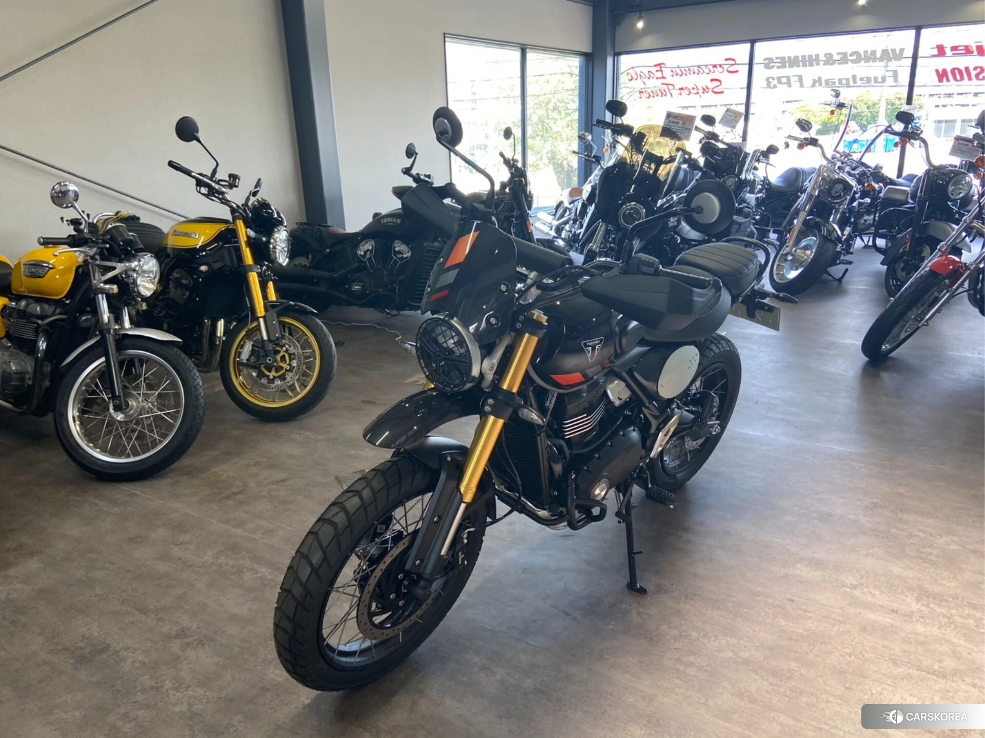 OTHER TRIUMPH SCRAMBLER 400XC 2025 из Японии