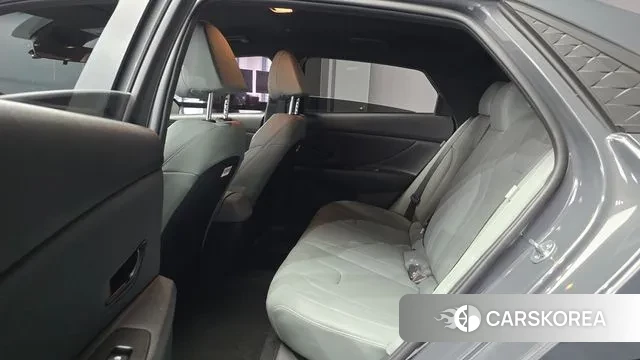 Hyundai The New Avante (CN7) 2023 Серый из Кореи, фото 4