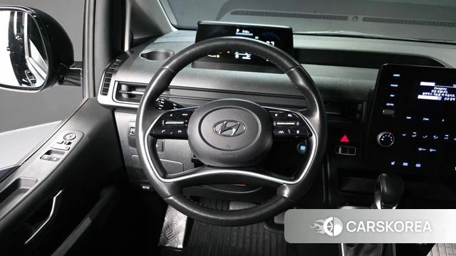 Hyundai Staria 2022 Черный из Кореи, фото 4