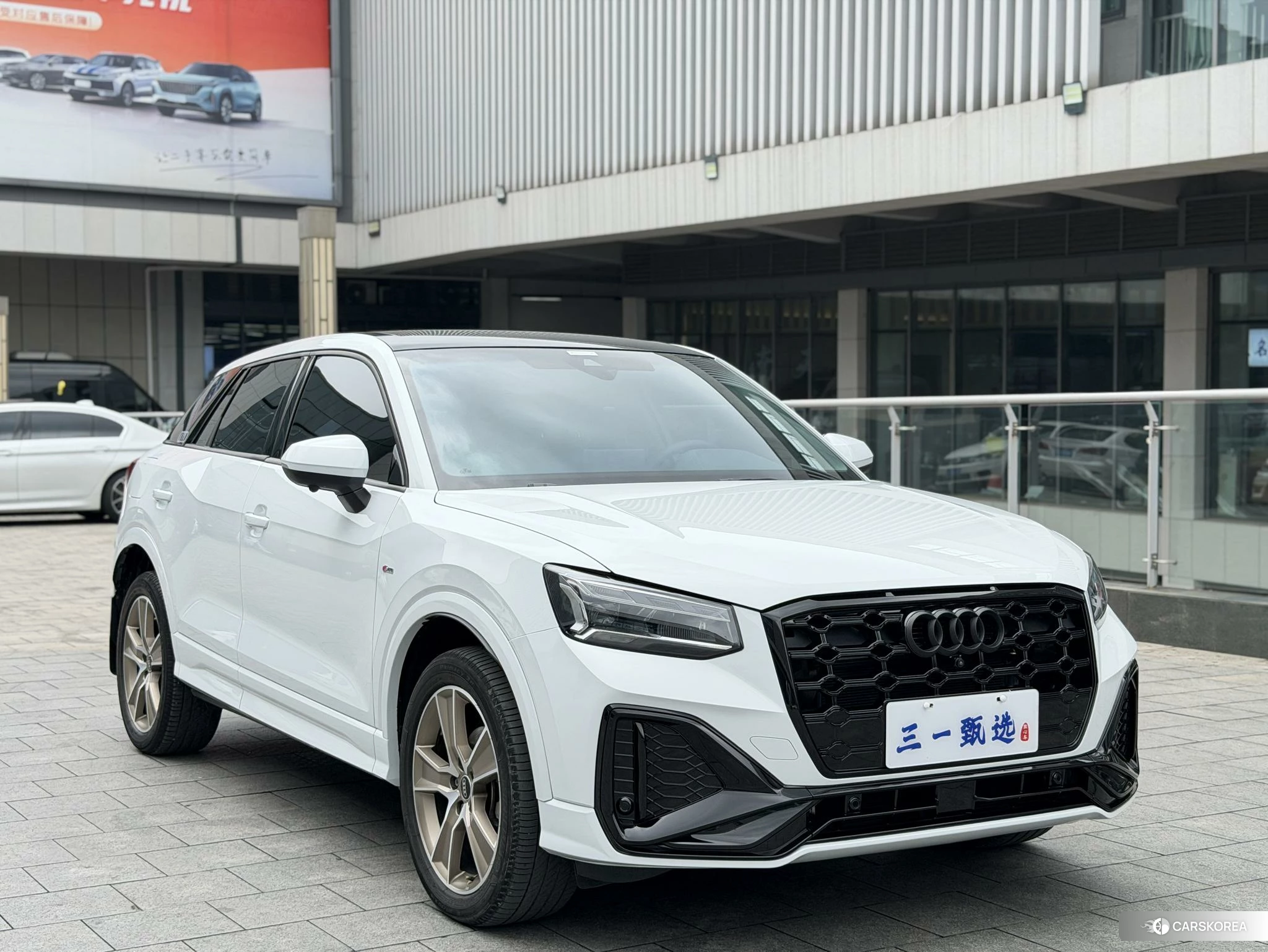 Audi Q2L 2021 Белый из Китая, фото 4