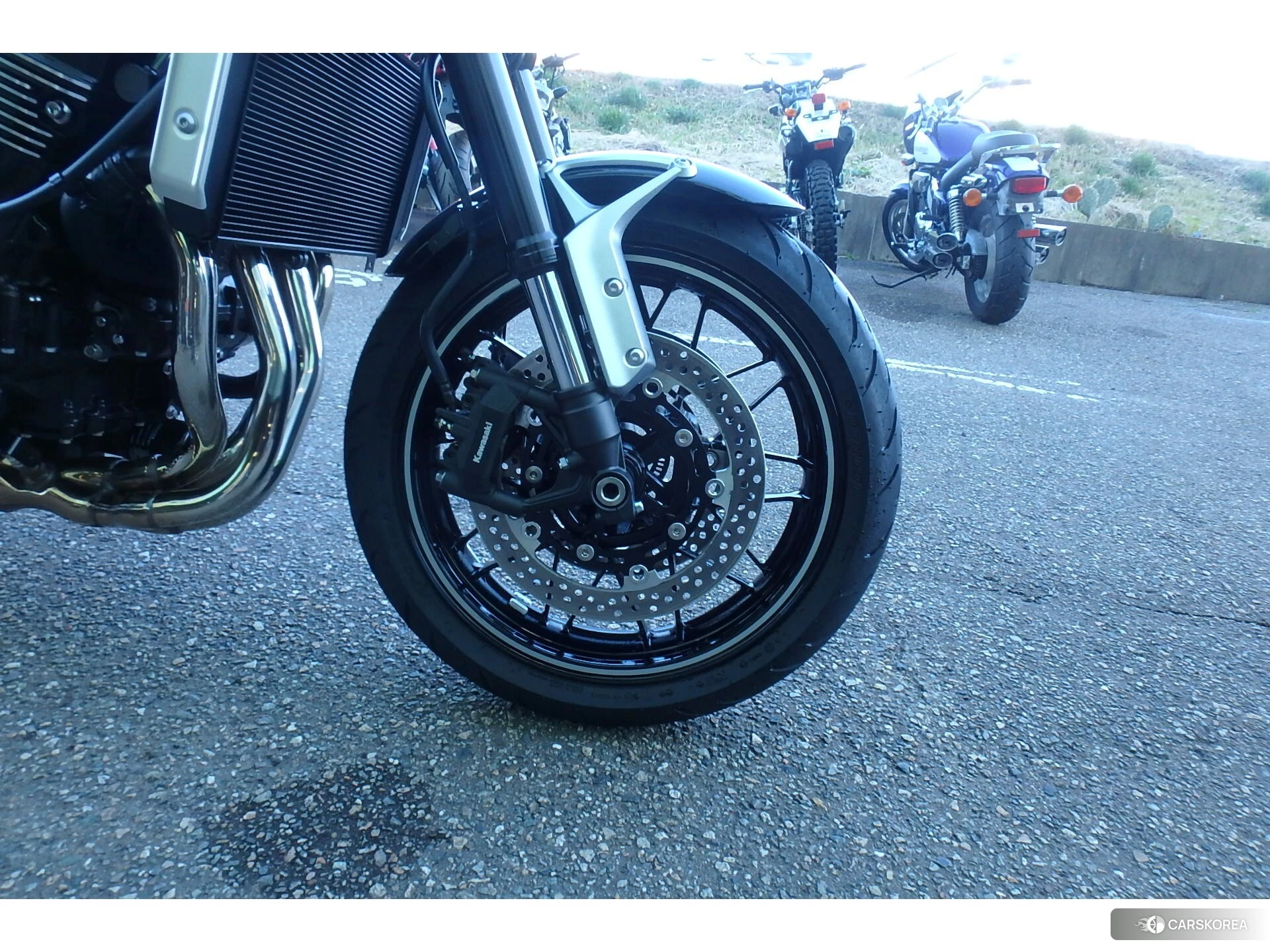 Kawasaki Z900RS 2025 из Японии
