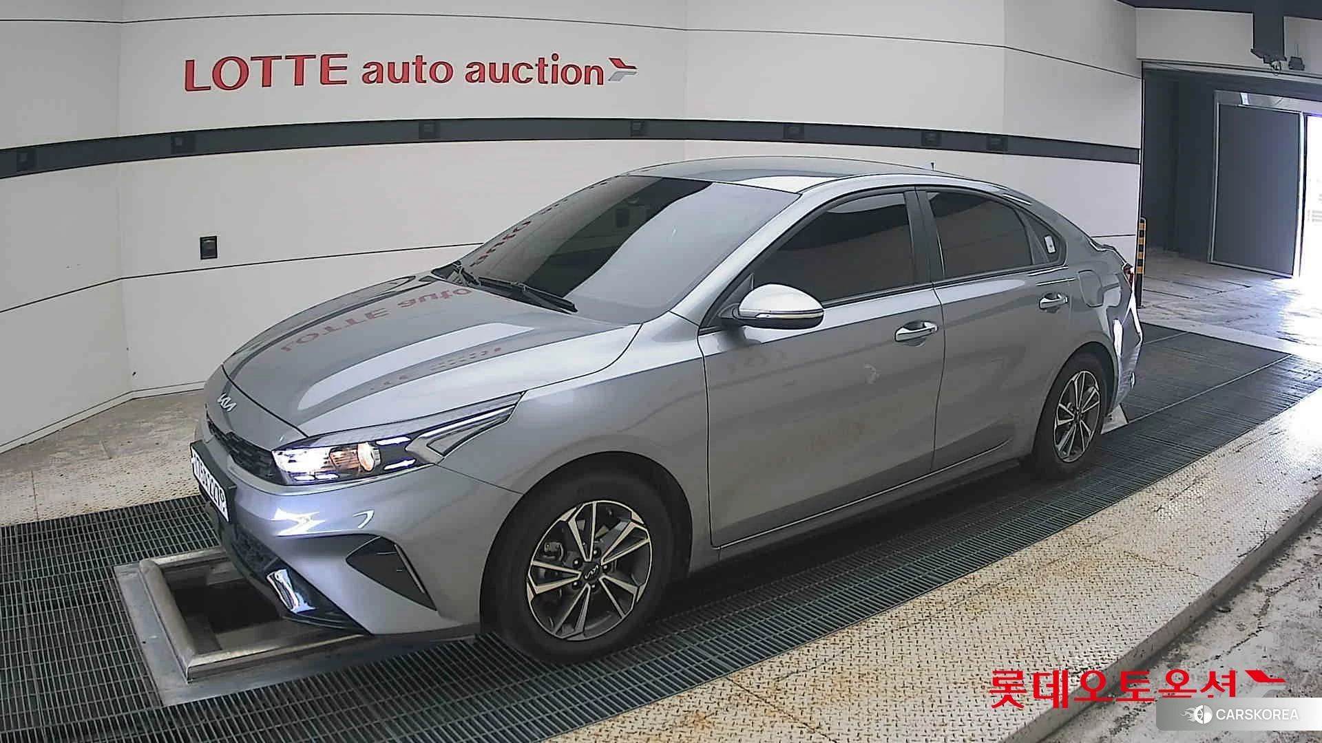 Kia K3 2024 Steel Grey из Кореи, фото 4