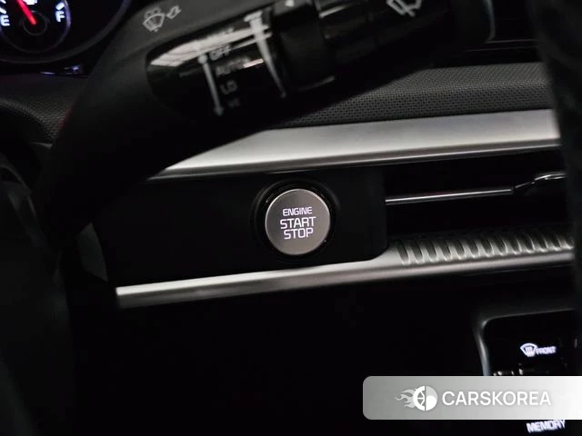 Kia K5 3rd generation 2023 Белый из Кореи, фото 4
