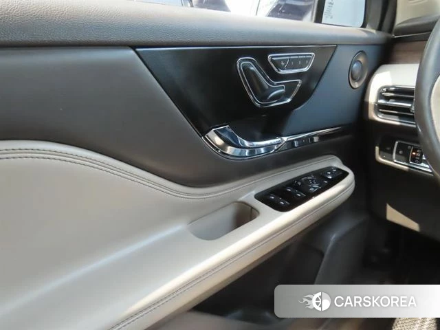 Lincoln Corsair 2020 Черный из Кореи, фото 4