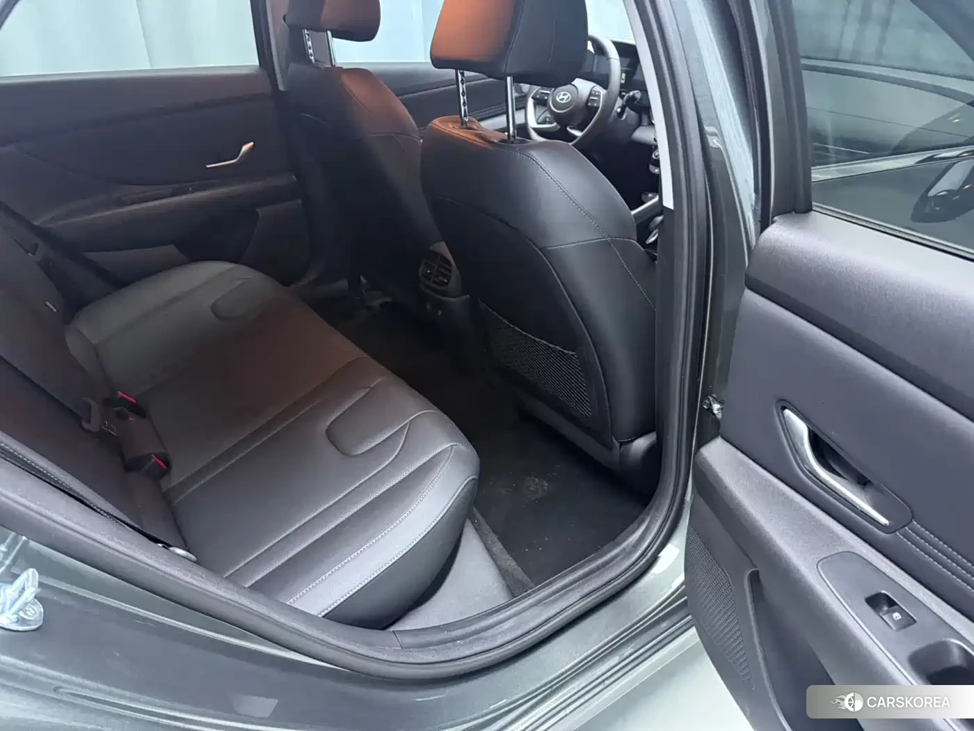 Hyundai Elantra 2023 Зеленый из Китая, фото 4