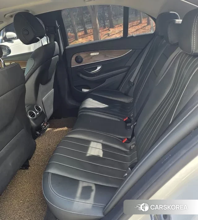 Mercedes-Benz E-Class W213 2019 Белый из Кореи, фото 4