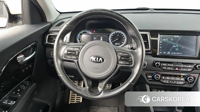 Kia Niro 2019 Белый из Кореи, фото 4