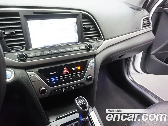 Hyundai Avante AD id 2662657 из Кореи 4