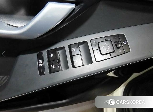 Kia Di Ol Nu Niro 2022 Белый из Кореи, фото 4