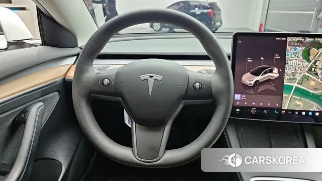 Tesla Model 3 2022 Белый из Кореи, фото 4