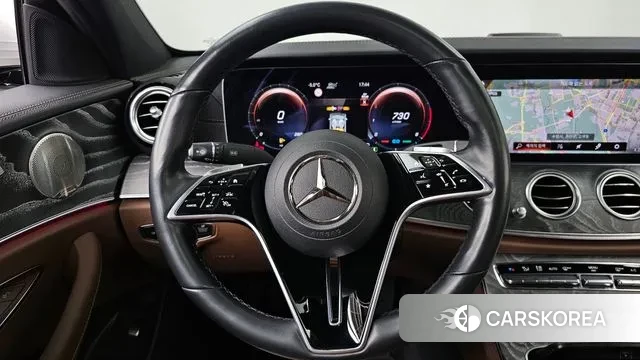 Mercedes-Benz E-Class W213 2022 Белый из Кореи, фото 4