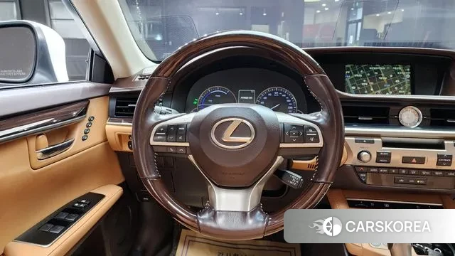 Lexus New ES300h 2018 Белый из Кореи, фото 4