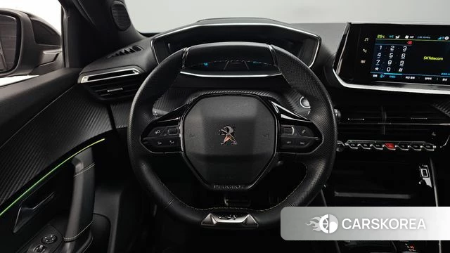 Peugeot e-2008 second generation 2022 Серебристо-серый из Кореи, фото 4