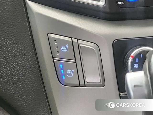 Hyundai The New Grand Starex 2020 Серебристо-серый из Кореи, фото 4