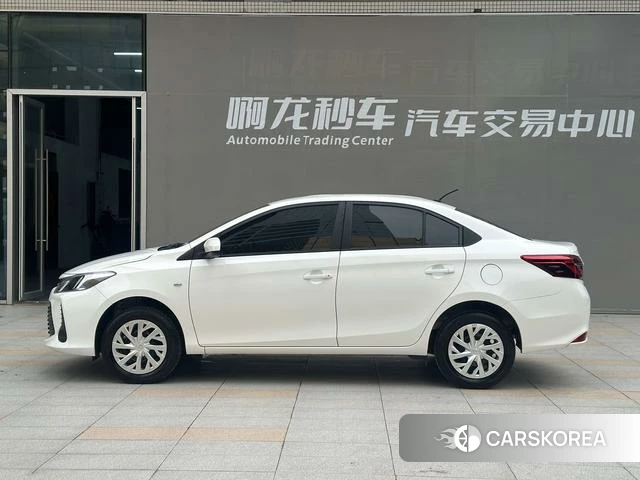Toyota Vios 2022 Белый из Китая, фото 4