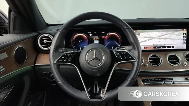 Mercedes-Benz E-Class W213 2021 Синий из Кореи, фото 4