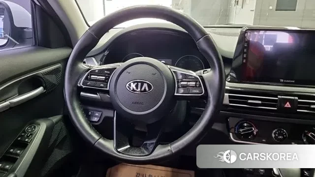 Kia Seltos 2021 Белый из Кореи, фото 4