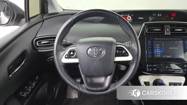 Toyota Prius 4th Generation 2018 Белый из Кореи, фото 4