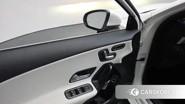 Mercedes-Benz A-Class W177 2020 Белый из Кореи, фото 4