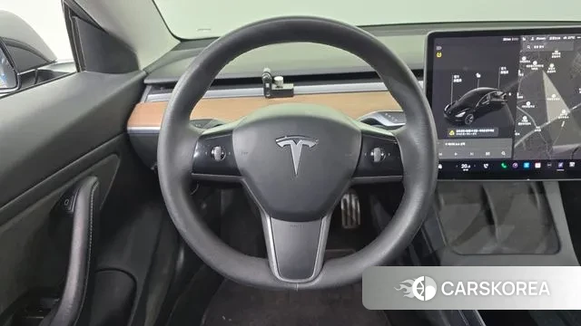 Tesla Model 3 2021 Черный из Кореи, фото 4