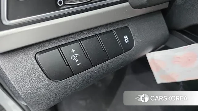 Hyundai Avante AD 2018 Серебристо-серый из Кореи, фото 4