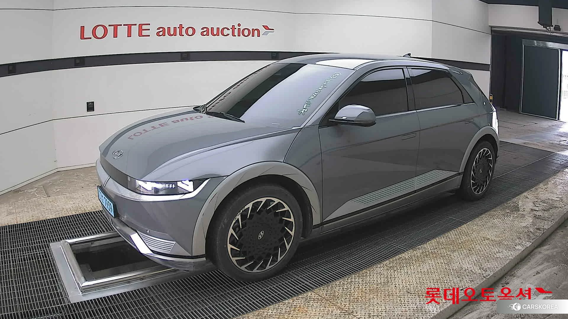 Hyundai IONIQ 5 2022 Galactic Grey Metallic из Кореи, фото 4