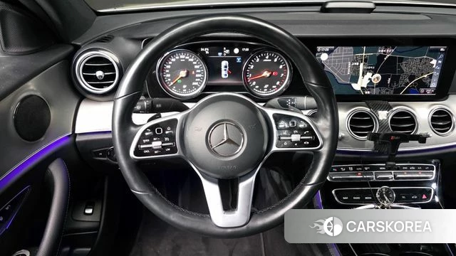 Mercedes-Benz E-Class W213 2018 Серебряный из Кореи, фото 4