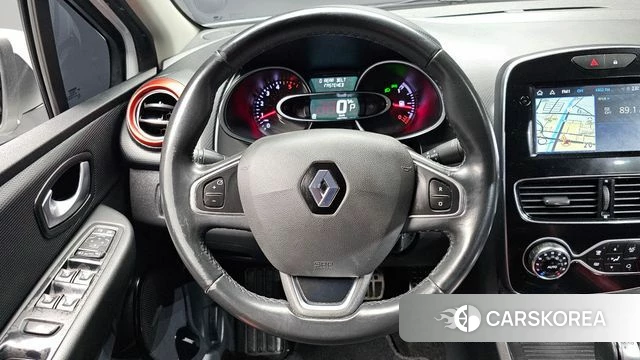 Renault Korea (Samsung) Clio 2018 Белый из Кореи, фото 4