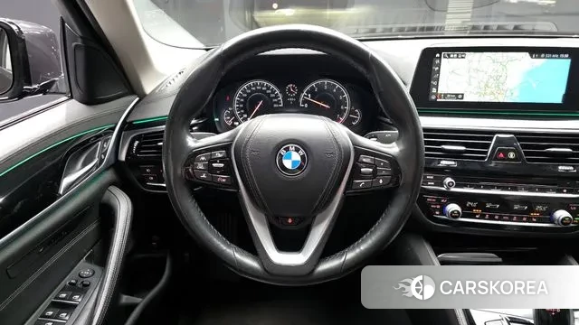 BMW 5 Series (G30) 2018 Серый из Кореи, фото 4