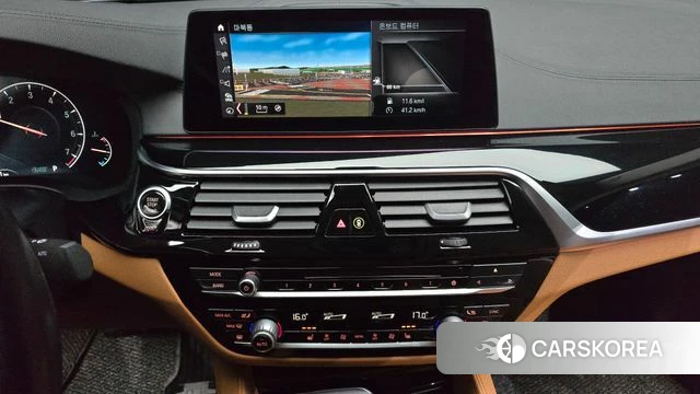 BMW 5 Series (G30) 2019 Синий из Кореи, фото 4