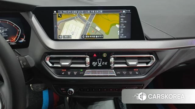 BMW 1 Series (F40) 2021 Белый из Кореи, фото 4