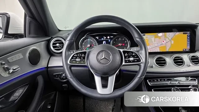 Mercedes-Benz E-Class W213 2019 Белый из Кореи, фото 4