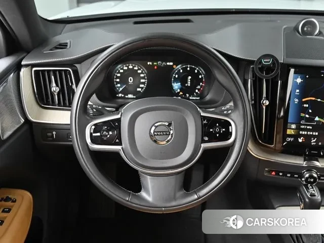 Volvo XC60 second Generation 2020 Белый из Кореи, фото 4