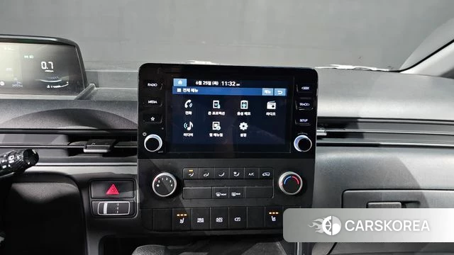 Hyundai Staria 2024 Белый из Кореи, фото 4