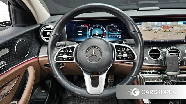 Mercedes-Benz E-Class W213 2018 Белый из Кореи, фото 4