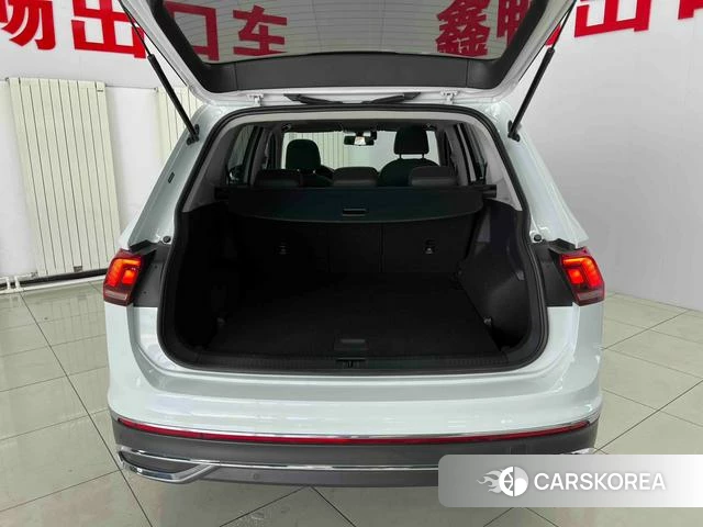 Volkswagen Tiguan L 2022 Белый из Китая, фото 4