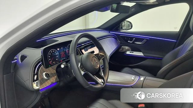 Mercedes-Benz E-Class W214 2025 Белый из Кореи, фото 4