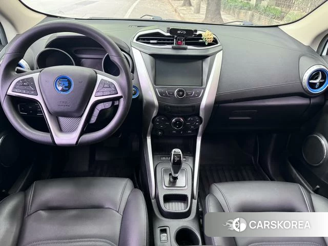 BYD Yuan EV 2018 Белый из Китая, фото 4