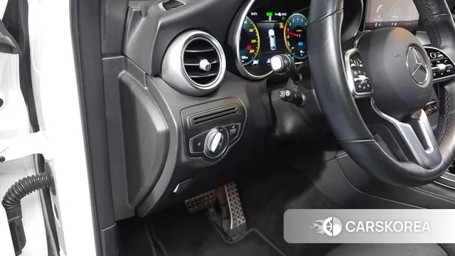 Mercedes-Benz GLC-Class X253 2020 Белый из Кореи, фото 4