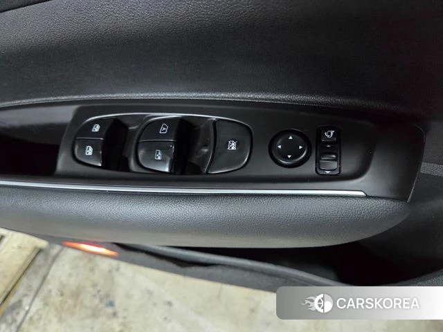 Renault Korea (Samsung) The New QM6 2020 Жемчужный цвет из Кореи, фото 4