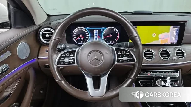 Mercedes-Benz E-Class W213 2018 Белый из Кореи, фото 4